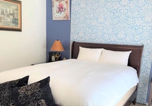 Rose Terrace Bise