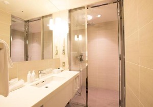 The Gate Hotel Kaminarimon by Hulic