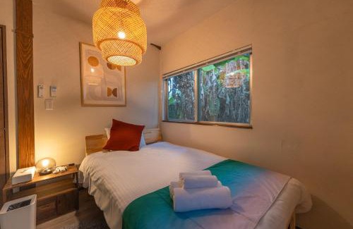 Miyakojima Apartment | 夏風-なつバル-