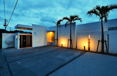 Motobu House | 100 m² House ∙ 3 bedrooms ∙ 8 guests