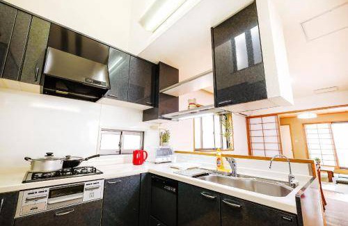 Nagata House | 150 m² House ∙ 3 bedrooms ∙ 14 guests