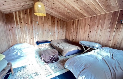 Otaki Other | 200 m² Camping ∙ 2 bedrooms ∙ 4 guests