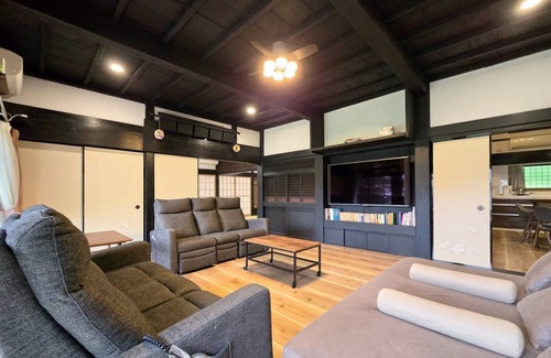 Yotsukaido House | 207 m² House ∙ 5 bedrooms ∙ 13 guests