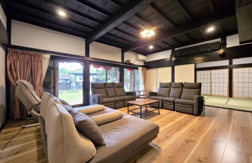 Yotsukaido House | 207 m² House ∙ 5 bedrooms ∙ 13 guests