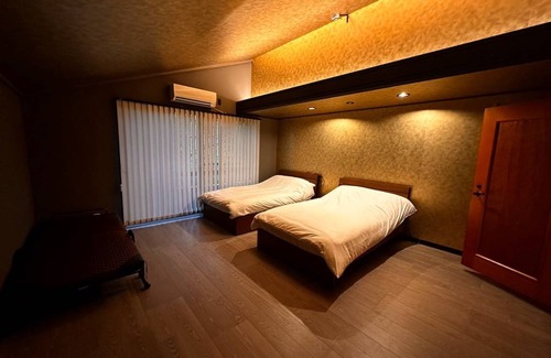 Nagara House | 428 m² House ∙ 5 bedrooms ∙ 15 guests