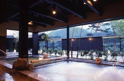 Higashiomi Hotel | 50 m² Hotel ∙ 10 guests