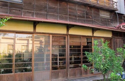 Atami Bed & Breakfast | 60 m² Bed and breakfast ∙ 3 bedrooms ∙ 127 guests
