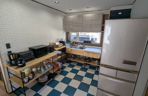 Date House | 71 m² House ∙ 3 bedrooms ∙ 7 guests