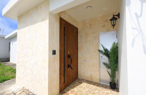 Okinawa Villa | Garage Hotel Okinawa