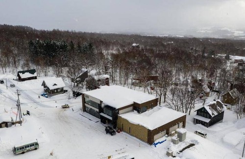 Niseko Hotel | Hotel ∙ 1 guest