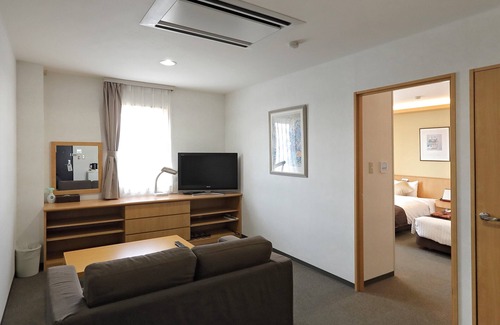 Shinhidaka Hotel | Hotel Annex Inn