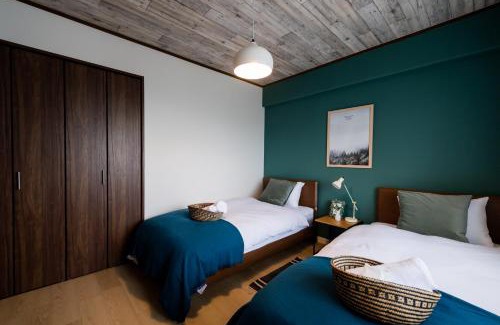 Ginowan Apartment | Little Santa