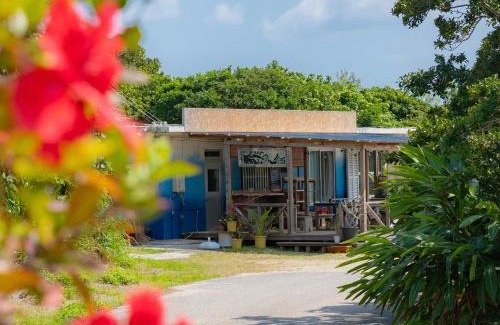 Taketomi-jima Taketomi-cho Hostel | the Sanctuary Kohama Retreat