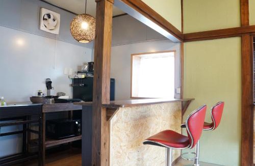Usami House | お宿三感四温 海30秒 温泉2分 駅4分 季節を問わず寛ぐ海辺にある貸切リノベーションハウス Oyado sankanshion #IG3
