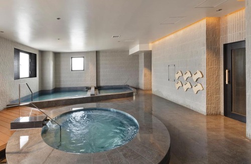 Maejima Hotel | サウスゲートホテル沖縄 泊港直結
