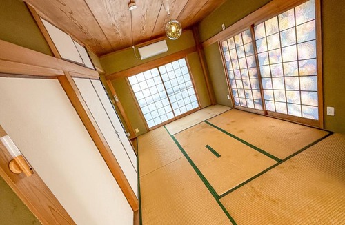 Tanabe Hotel | 上屋敷海岸通り