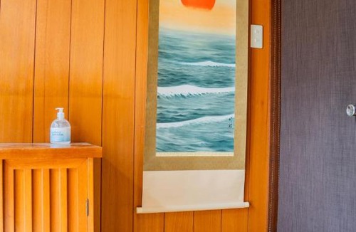 Joetsu Apartment | 上越の別荘 青い海の家 Blue Sea House