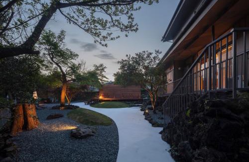Yawatano Apartment | 伊豆高原倶楽部 栞