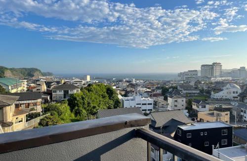 Katsuura House | 勝浦一望貸切宿 Tona Katsuura Entire House Rental TONA