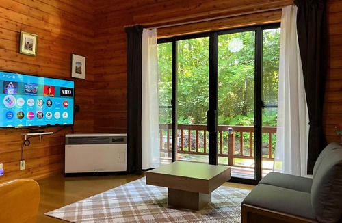 Tsumagoi House | 北軽井沢 SPAHA Karuizawa Forest Resort Villa YB1