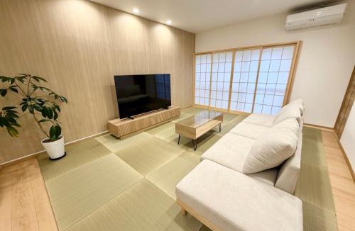 Fuji Apartment | 富士の星 横割レジデンス2