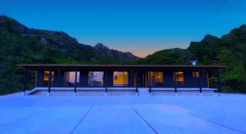 Etajima Villa | 平八の家 Heihachi No Ie
