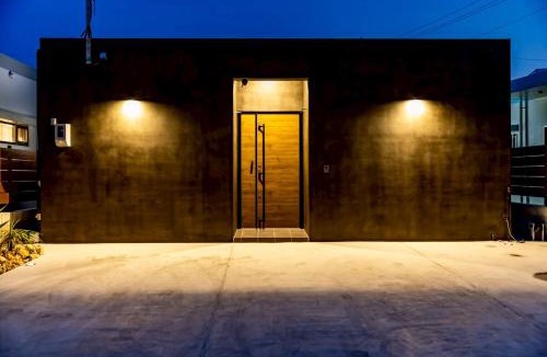 Yonashiroteruma Villa | 平屋の一戸建て鉄板焼き&サウナ&ジャグジーで過ごす大人の隠れ家 最大12名 Hideaway Teruma