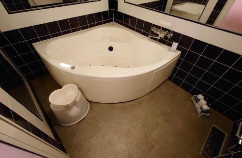 Sakae Hotel | 愛愛賓館 Adult Only
