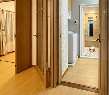 Higashiueno Villa | 桜の川17 JR上野駅3分钟 11人房 4LDK 110平别墅丨Ueno Villa 3 minutes from Ueno Station 11 people