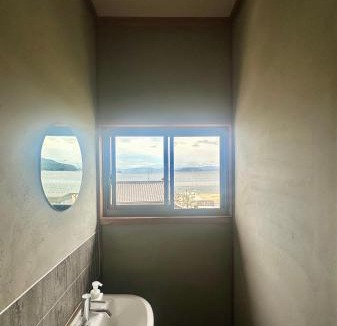 Shodoshima Villa | 海辺の宿なみとけ