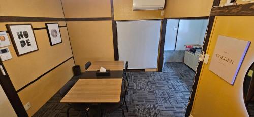 Kita Ward House | 無料駐車場付き 広々一軒家を最大5名様に貸し出し 家禄亭