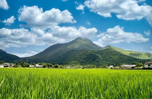 Yufuin Onsen Hotel | 由布の里 旅荘 牧場の家 Ryoso Makibanoie