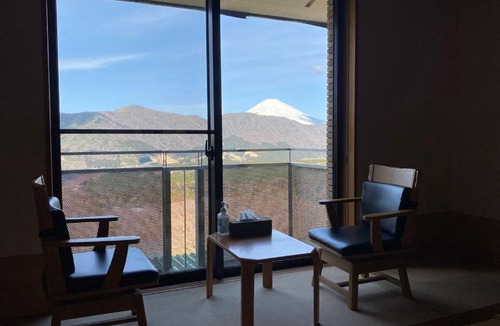Hakone Hotel | 箱根七福荘