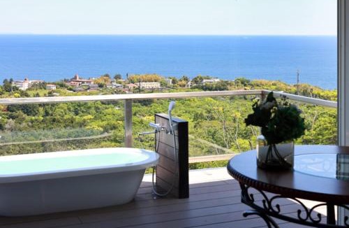 Nagawa Villa | 絶景パノラマ 伊豆ブルースカイ AWA Resort