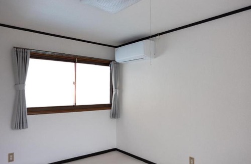 Toyokawa Apartment | 豊川稲荷徒歩圏 一棟貸し 駐車場1台無料 家族グループ向け最大8名