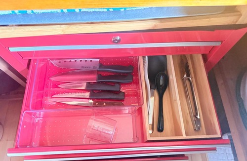 Matsuyama House | 道後まで10分遊び心満載のログハウス