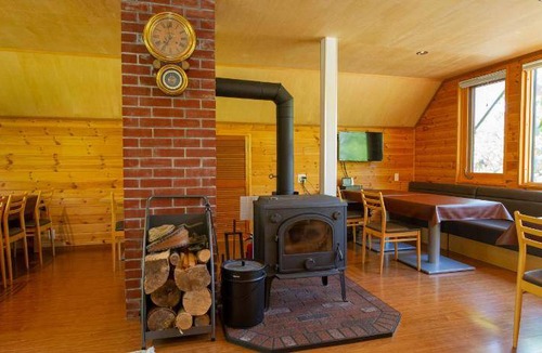 Niseko Hotel | 100 m² Hotel ∙ 3 bedrooms ∙ 8 guests