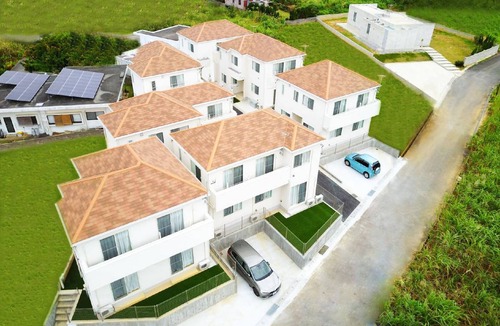 Onna Villa | 100 m² Villa ∙ 4 bedrooms ∙ 13 guests
