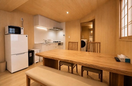 Nishi House | 115 m² Private House with Free Parking | Up to 10 Guests | Near Osaka & USJ