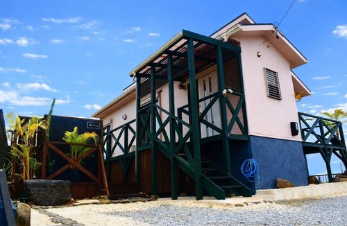 Shoshi House | 118 Terrace