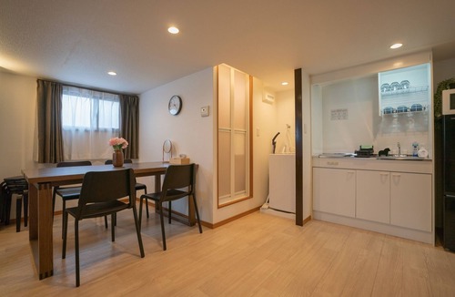 Ikuno Apartment | 201 202 204