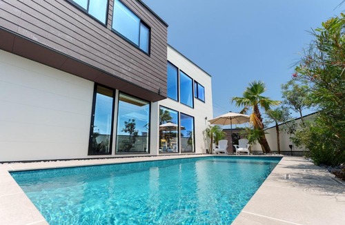 Isumi Villa | 2026年8月新築,海直結!ビーチフロント,オーシャンビュー,プール,サウナ付きヴィラ-Taito Pool EDGE-