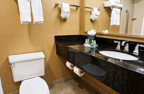 Central City Hotel | 3 Units | Marina District Getaway w/Pool | 7 Min Drive to Padre Island Causeway