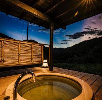 Aoi Ward Bed & Breakfast | 90 m² Bed and breakfast ∙ 6 guests