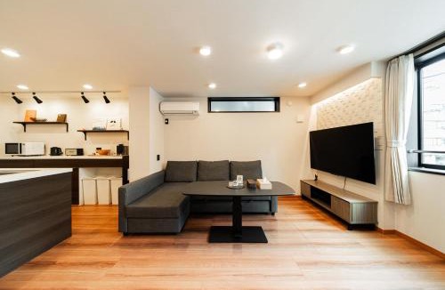Taito Villa | 98 Square Meters, Best Location, Free Parking, Luxury 4 Floor Private House with Rooftop, 5 minutes walk to station