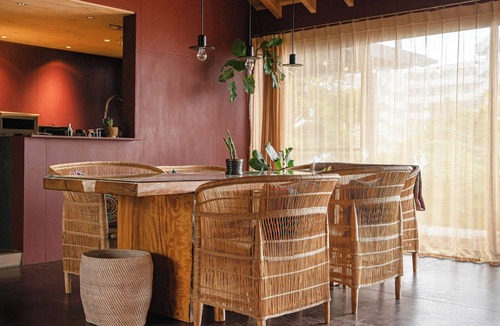 Katsuura House | A 2LDK rental villa with a terrace and wooden deck overlooking the ocean of Minamiboso/Katsuura Chiba