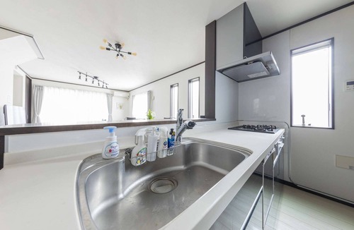 Edogawa Villa | A Family Friendly Spacious Villa - 1 min to Convenience Store