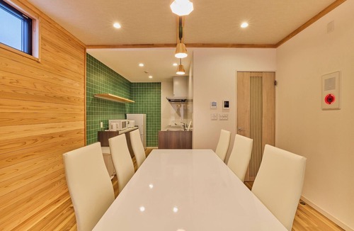 Fujikawaguchiko House | A newly built villa with a jacuzzi where you can s/Minamitsuru-gun Yamanashi