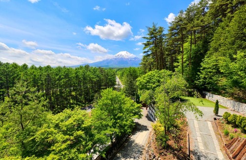 Fujiyoshida Hotel | Altitude -アルティチュード-939 富士山の麓グランピング