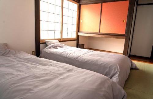 Nozawaonsen House | Asagama House